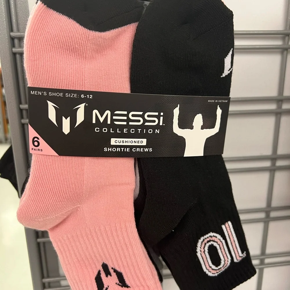 MESSI Cushioned Shortie Crews - Pink and Black Size Men’s 6-12 Women’s 10-13